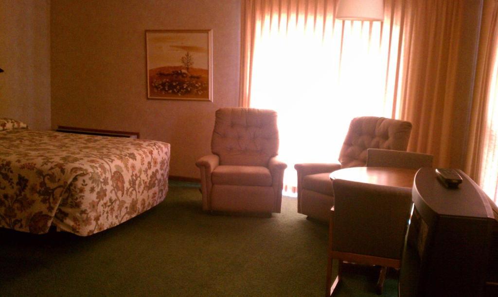 Old Towne Motel Westby Εξωτερικό φωτογραφία