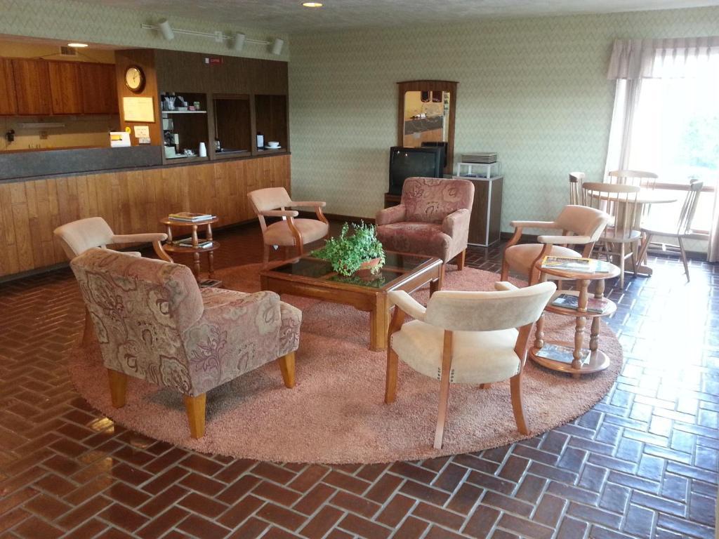 Old Towne Motel Westby Εξωτερικό φωτογραφία