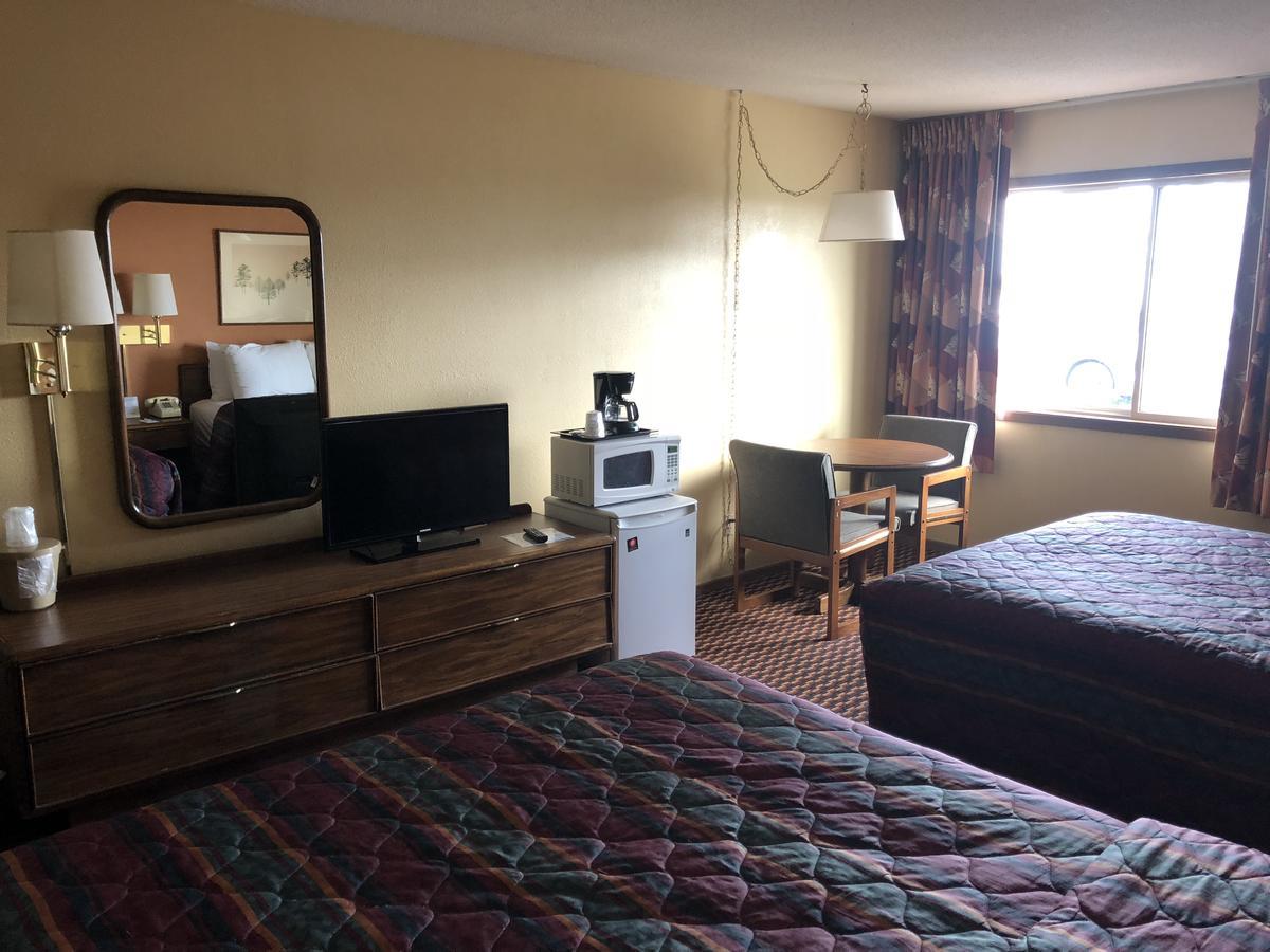 Old Towne Motel Westby Εξωτερικό φωτογραφία