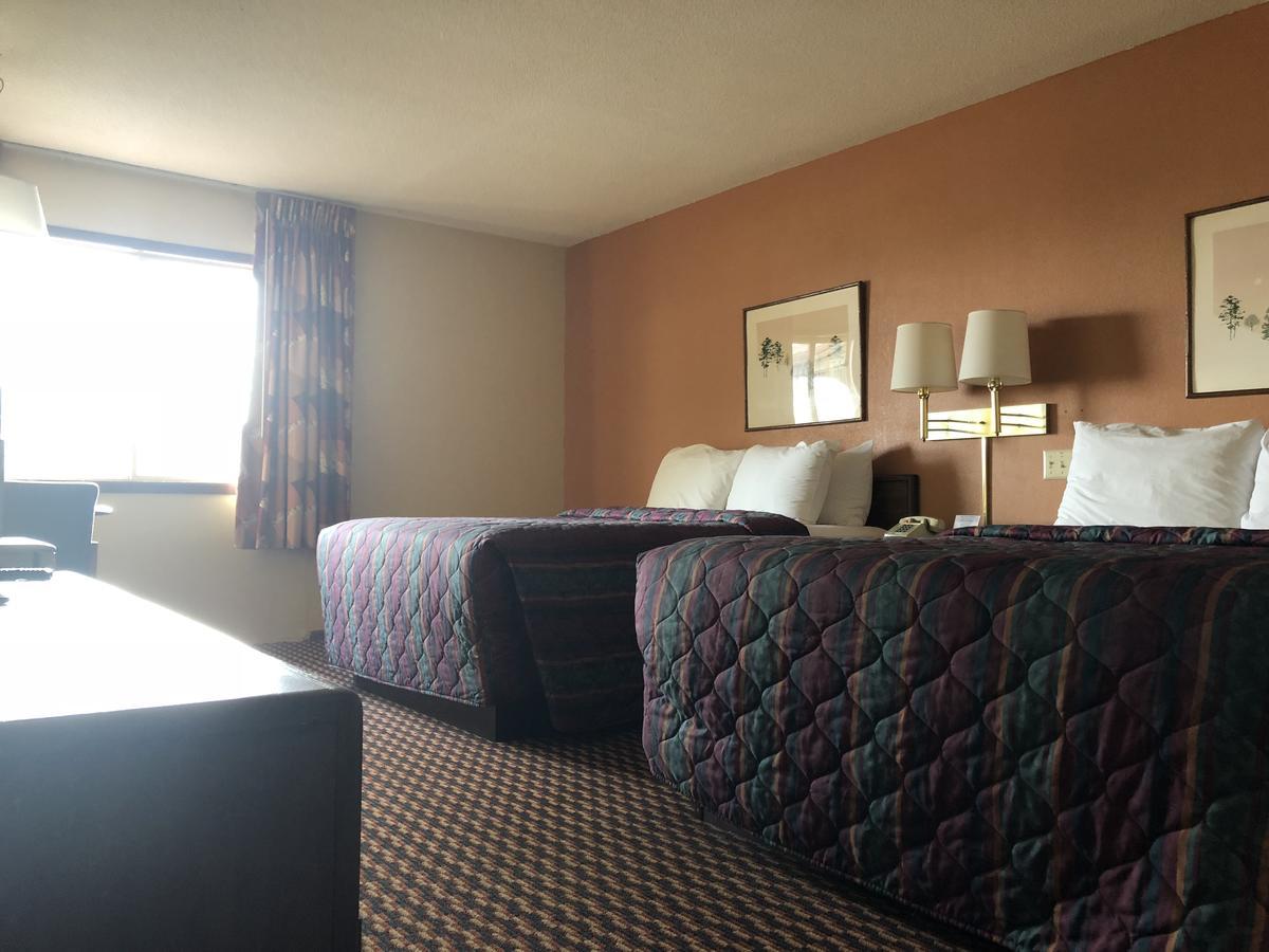 Old Towne Motel Westby Εξωτερικό φωτογραφία