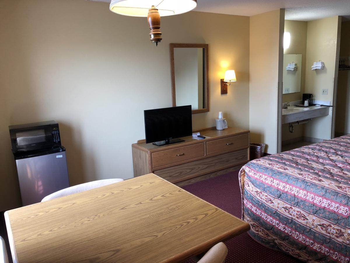 Old Towne Motel Westby Εξωτερικό φωτογραφία