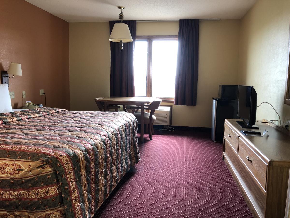 Old Towne Motel Westby Εξωτερικό φωτογραφία